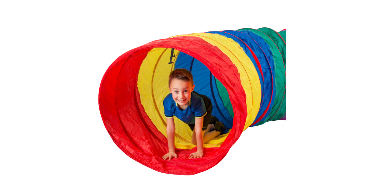 Giant store play tunnel