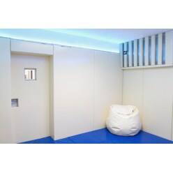  Schäfer "Time-Out Room" Padding