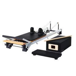  Merrithew "SPX Max" Pilates Reformer